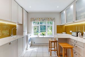 Photo 5- click for photo gallery